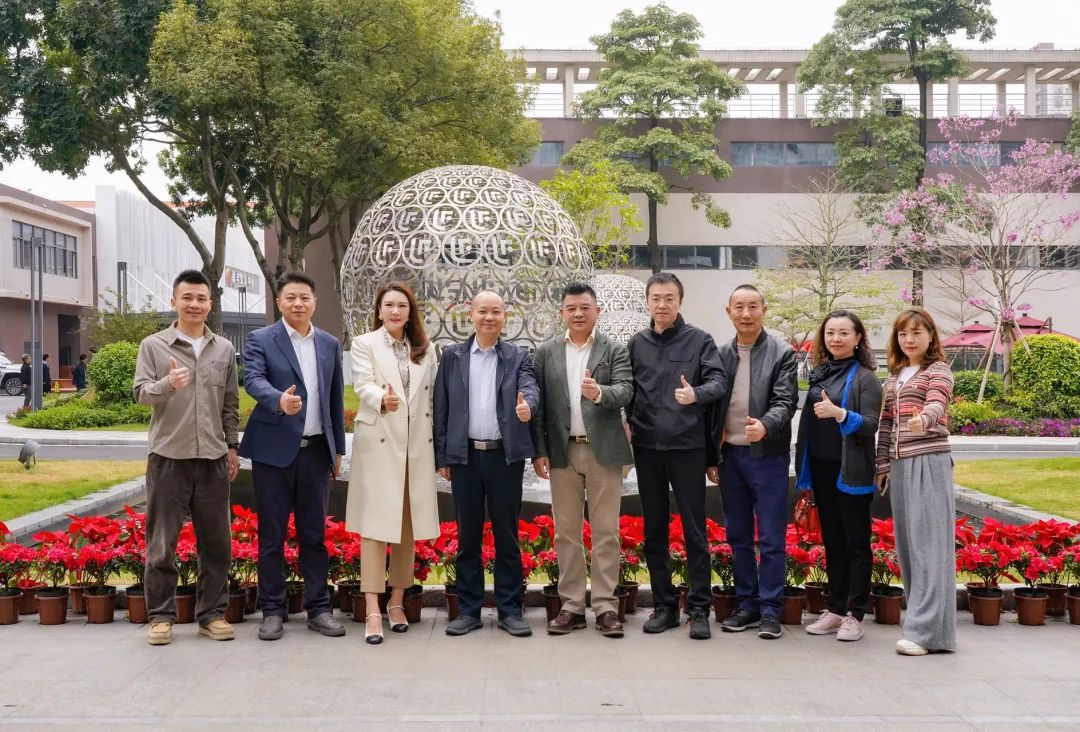 成都传媒集团成都智媒体城公司与尊龙凯时励丰文化告竣战略相助 共探数字未来