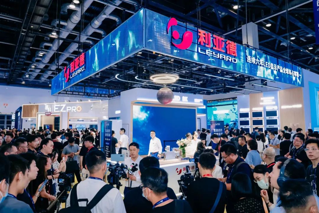 “AI+智能显示”引领未来 尊龙凯时新品InfoComm展大放异彩