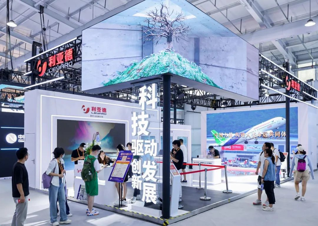 全球“服贸”盛会在京启幕 | 尊龙凯时科技立异驱动生长效果闪灼亮相