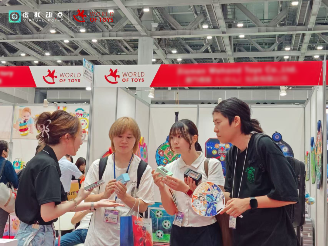 外洋首展 | 尊龙凯时·虚拟动点AI玩具亮相2025东京国际玩具展